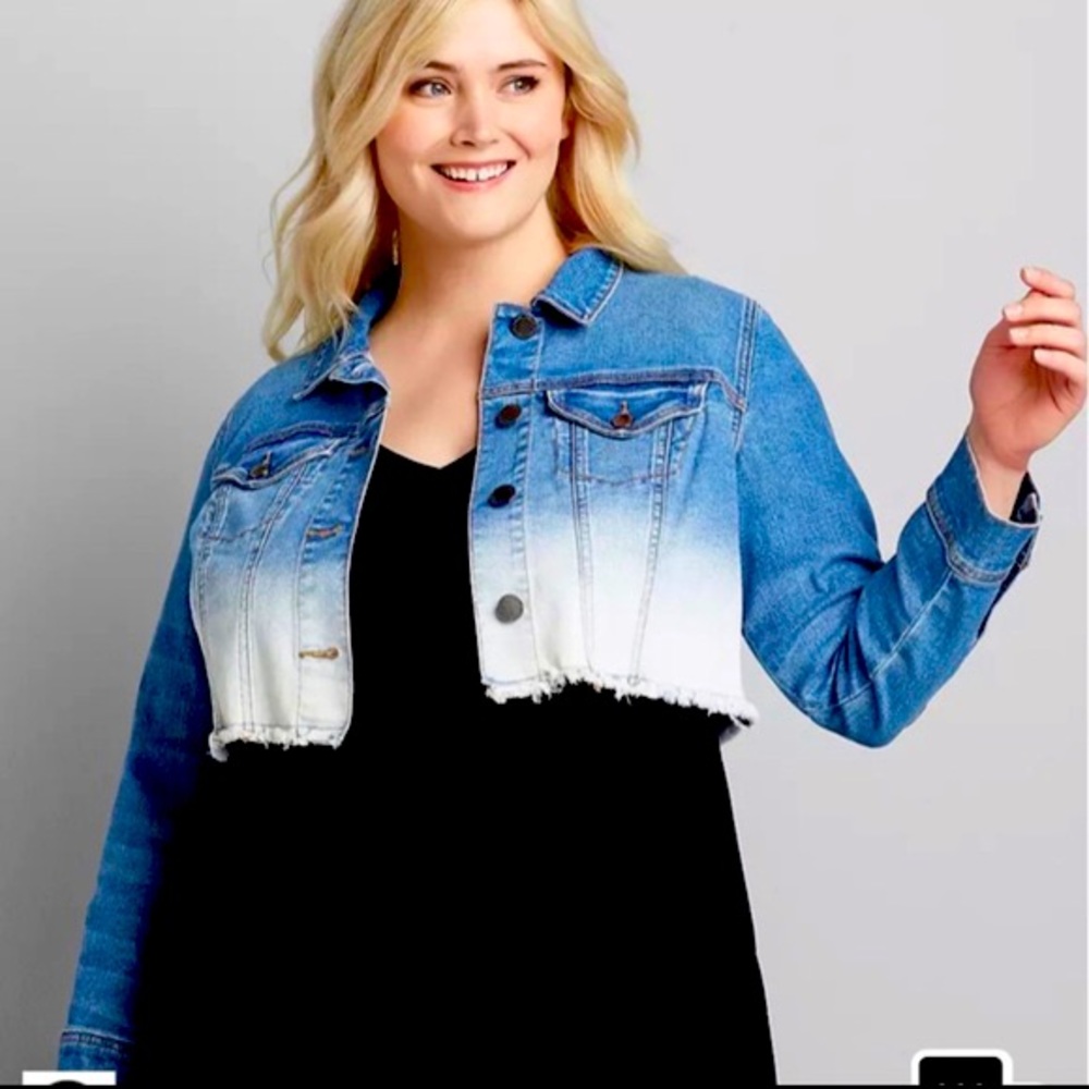 Crop denim jacket